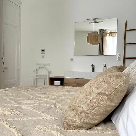 Bed & Breakfast La Maison Du Puits Minervois 3*
