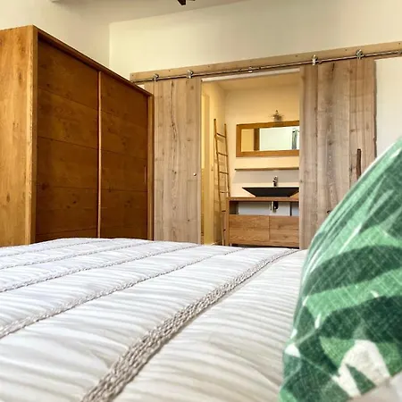 Couette-café La Maison Du Puits Minervois