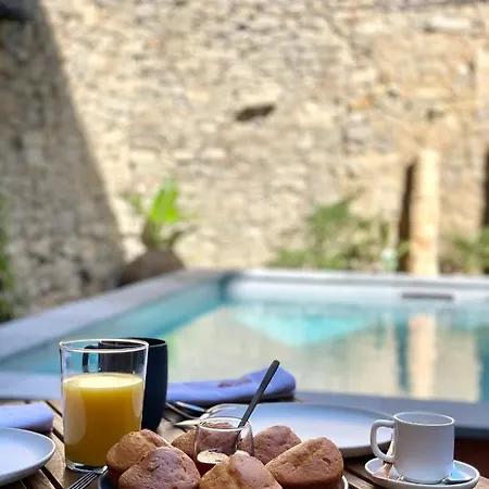 La Maison Du Puits Minervois Couette-café