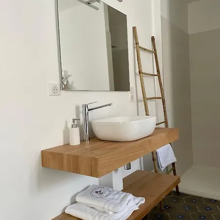 La Maison Du Puits Minervois 3*